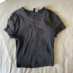 Basic Short Sleeve Ribbed Tee — Charcoal
